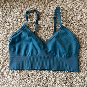 Lulu lemon sports bra